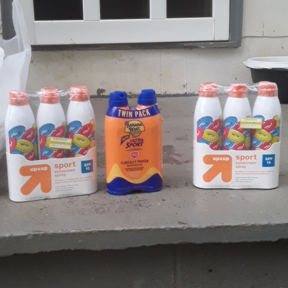 Spray on sunscreen lot